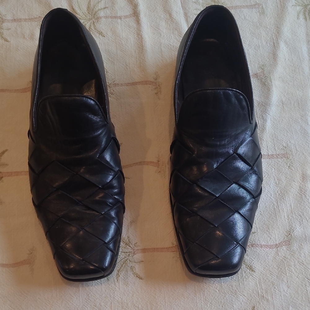 Black Slip-On Loafers with Textured Leather Design